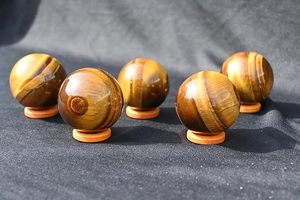 ลูกบอลคริสตัลเสือธรรมชาติหรูหราตกแต่งด้วยแหวนไม้ยืนตกแต่งด้วยคริสตัลหินพลังงานของตกแต่งทันสมัย - Product Image 4