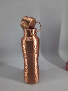 Elegant Classic Design Eco-Friendly Copper Ayurvedic Hammered Water <b>Bottle</b> with Customizable Logo and Shape - Product Image 3