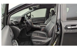 Minivan de Lujo 2022 XSE, Vehículo Familiar y de Viaje para 7 Pasajeros - Product Image 6