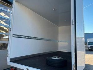 Camión de Carga Mercedes-Benz Actros 915 4x2, Camión Tractor Diésel Euro 6, Transmisión Manual, Capacidad de Carga 31-40T, Volante a la Izquierda - Product Image 4
