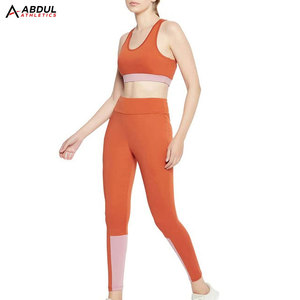 Ensemble de yoga pour entraînement quotidien et utilisation en salle de sport, avec tissu doux et matériau durable pour un confort et des performances durables - Product Image 1