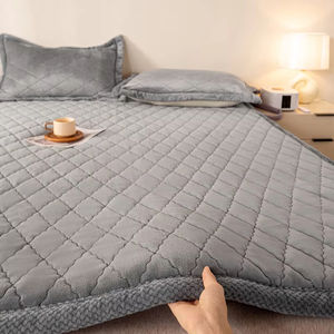 High quality luxury velvet fluffy soft thickened polyester <b>electric</b> heated <b>blankets</b> temperature control fast heating winter use - Product Image 3