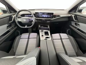 รถยนต์ SUV แกรนด์แลนด์ ปี 2025 มือสอง สภาพดี ระบบไฟฟ้า รองรับ Android Auto ขับเคลื่อน 4x2 เกียร์อัตโนมัติ - Product Image 2