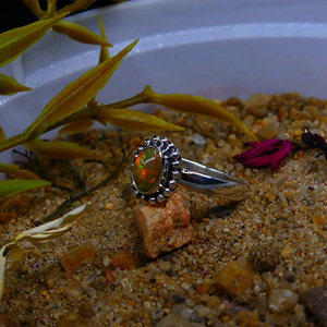 Personnalisé 925 Sterling Silver Opal Gemstone Cadeau de mariage de haute qualité Placage argent Forme ovale Bague unisexe - Product Image 5