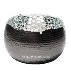 Bougeoir décoratif et métal en fer pour table d'appoint ou centrale Salle à manger Éclairage de Noël Maison 8x8x10 Inch - Product Image 3