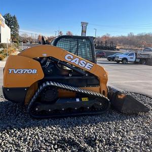 2024 Cab TV370B Skid Steer Loader Chaleur et équipement AC avec d'excellentes caractéristiques - Product Image 1