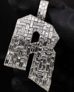 Colgante Personalizado de Letra H con Incrustaciones de Diamantes Simulados S925, Estilo Hiphop, con Certificado GIA, Chapado en Rodio - Product Image 1