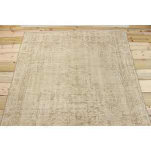 พรมขนสัตว์ตุรกีวินเทจขนาด 4.6x8 ฟุต เป็นมิตรกับสิ่งแวดล้อม สีเบจ ลายปะติดปะต่อ ด้านหลังเป็นยางลาเท็กซ์ - Product Image 3