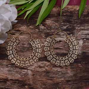 Boucles d'oreilles créoles en laiton plaqué or de style bohème Style festif Boucles d'oreilles en laiton plaqué or d'inspiration occidentale - Product Image 3