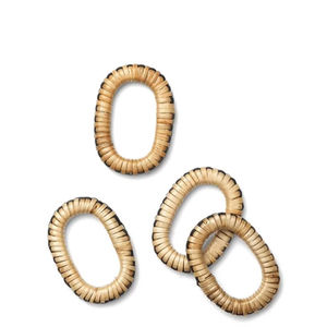 Rond de serviette en rotin rustique de ferme idéal pour les maisons de campagne et les paramètres de table à manger inspirés de la nature - Product Image 1