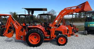 Tractor Kubota L2501 23HP de alta calidad disponible en stock para la venta con cargador frontal - Product Image 4