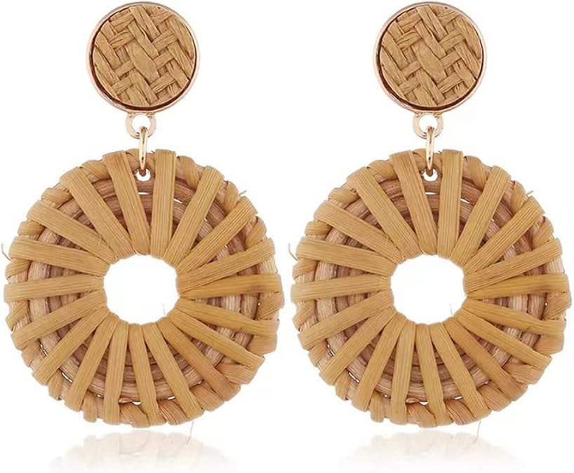 สีน้ำตาลอ่อน