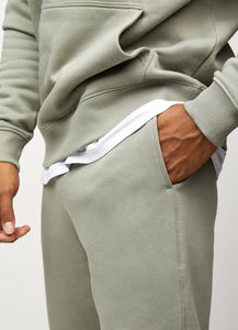 Chándal acogedor para hombre Chándales de alta calidad Algodón elegante hecho Moda OEM ODM Streetwear Conjuntos de chándal de ajuste cómodo - Product Image 6