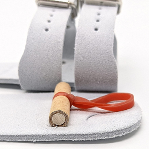 มือจับหนัง2รูสำหรับยิมนาสติกยกน้ำหนักโลโก้ออกแบบได้ตามต้องการ - Product Image 6