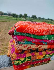 Edredones Kantha Vintage al por mayor | Mantas y mantas únicas de algodón bohemio | Colcha hecha a mano - Product Image 2