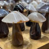 Paysages en Agate en forme de Champignons, Objets d'Art de Collection Fabriqués au Brésil par Origems