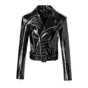 Nouveau stock Veste en cuir gaufré pour femme - Hiver Tricoté Respirant Léger Écologique avec texture détaillée et confort - Product Image 1