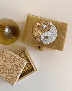 Caja de madera con bloqueo de truco, rompecabezas de rompecabezas, compartimento secreto, almacenamiento oculto, regalo único joyería de madera tallada a mano - Product Image 3