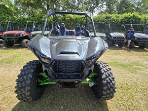 Vehículo Utilitario Todoterreno TERYX KRX 1000 TR de 4 Ruedas Motrices y 4 Tiempos, Certificado por la EPA/Eec, con Bloqueo de Diferencial, Ligero y Ecológico, para Uso en Todas las Estaciones - Product Image 1