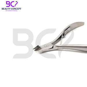 Pince à cuticules multifonctionnelle professionnelle en acier inoxydable 2026 de qualité supérieure, à ouverture large et lame incurvée - Product Image 5