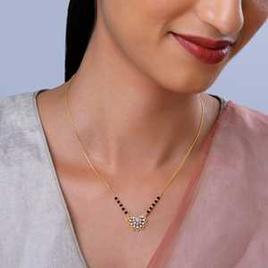 Superbe ensemble de bijoux Mangalsutra en plaqué or avec des accents de diamants pour femmes fiançailles mariage et cadeaux de luxe - Product Image 6