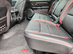 2023 RAM 1500 TRX Crew Cab 4WD Intérieur foncé Sièges en cuir Boîte de vitesses automatique Caméra arrière R17 Barre de toit en alliage Direction gauche - Product Image 2