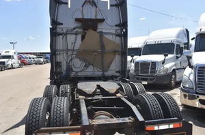 ¡COMPRA AHORA! Manipuladores de servicio pesado para camiones CASCADIA 125 de 2014 con transmisión de 10 velocidades - Tamaño de cabina: 75 pulgadas - Listo para enviar. - Product Image 3