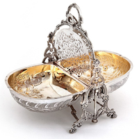 Boîte à biscuits isotherme pliable en argent plaqué style victorien anglais, double paroi, motif floral repoussé, gravé Art Déco