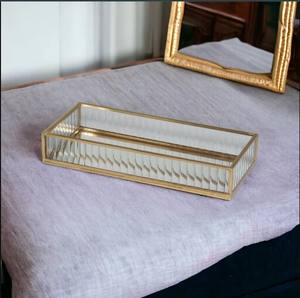 Meuble sous-vasque vintage en laiton et verre de haute qualité pour la décoration de la maison - Product Image 6