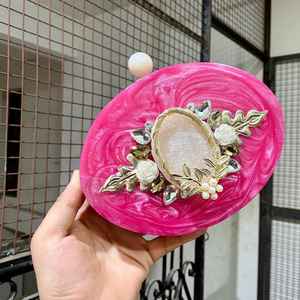 Sac à main à pochette en résine époxy au design unique Sacs à main de luxe à la mode pour l'habillage des femmes - Product Image 4