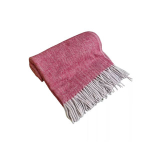 ผ้าห่มขนแกะลายก้างปลาเพชรสีแดงเบอร์รี่ดีไซน์ใหม่จากผู้ผลิตอินเดีย - Product Image 5