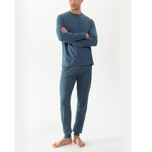 เสื้อยืดผู้ชายแขนยาวผ้าฝ้าย100% คอกลมสีพื้นทรงหลวมสไตล์ลำลองคอกลมทรงหลวมพลัสไซส์ - Product Image 6