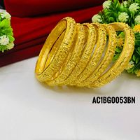 ALANKEET CREATIONS LLP Nouveau design Bracelet classique en alliage de cuivre plaqué or 24 carats avec cristaux de strass sertis en griffes, forme de lune, lot de 6 pièces