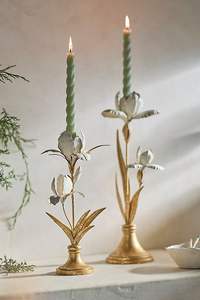 Elegant white <b>flower</b> <b>candle</b> holder with a slender curved stem. Available at wholesale prices. - Product Image 4