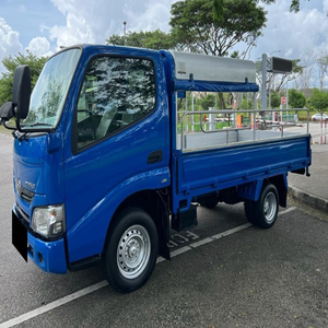 Nissan Dyna Pick SUV 2024 R15 Usado en Excelentes Condiciones, Calidad Premium, Transmisión Automática, Asientos de Cuero, Techo de Aleación de Aluminio Oscuro, Portaequipajes - Product Image 6