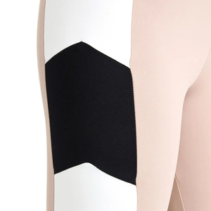 Leggings de sport et de yoga pour femmes, nouvelle conception, haute compression, tricotés, avec tissu respirant sans couture, vente en gros disponible - Product Image 5