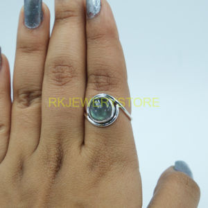 Anillo de Plata de Ley 925 con Cabujón Redondo de Labradorita Natural, Hecho a Mano, Regalo para Mujer, Novia, Regalo de Navidad - Product Image 2