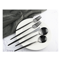 Ensemble de couverts en métal noir pour vaisselle de table de mariage ensemble de couverts de dîner en acier miroir fabrication artisanale
