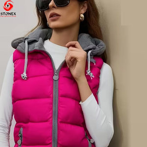 Gilet matelassé en tricot à capuche avec logo personnalisé, écologique, pour femmes, couleur unie, streetwear d'hiver, style urbain - Product Image 6