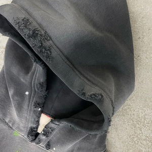 เสื้อฮู้ดผู้ชายลายความทุกข์แบบเต็มตัวสไตล์สตรีทแวร์ประดับพลอยเทียมและเอฟเฟกต์แสงแดดกำหนดโลโก้ได้เอง - Product Image 4