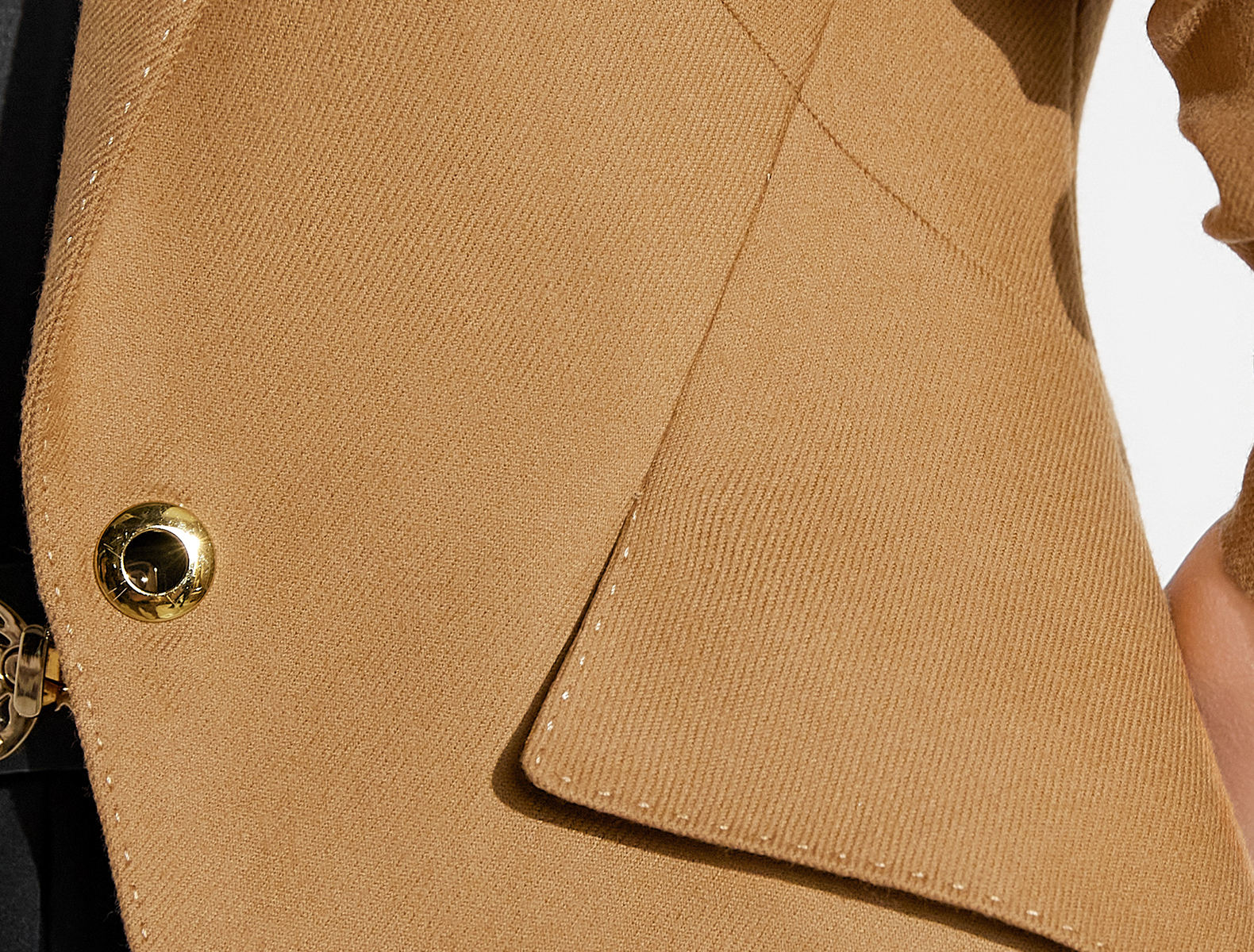 สีน้ำตาล