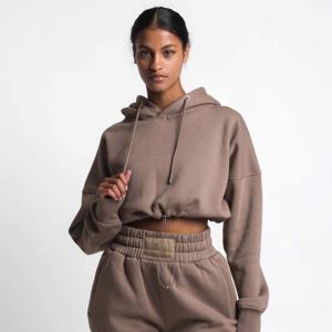 Usine directe de haute qualité pull haut court à capuche pour les femmes Logo personnalisé respirant tenue décontracté pour l'hiver fabriqué au Pakistan - Product Image 2