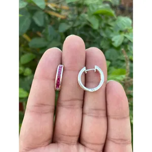 Pendientes de Aro Religiosos de Plata 925 con Rubí Natural - Bañados en Rodio, Modernos, en Oro Rosa de 14K o Oro de 18K - Product Image 1