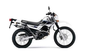 Motocicleta Yamaha XT225 Doble Propósito, 223cc, Ligera, Rendimiento en Carretera y Todoterreno, Nueva en Stock, en Venta - Product Image 2