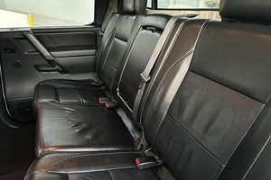 Nissan Titan PRO-4X 4x4 2012 Usada, Motor V8 de 5.6 Litros, 4WD, Altamente Equipada, Proveniente de Clima Cálido - Product Image 5