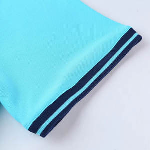 Vêtements de sport de dernière conception, uniformes de football, vêtements de football de haute qualité, uniformes d'équipe en matériau durable pour adultes - Product Image 4