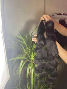 Fournisseur en gros de cheveux bruts humains de couleur naturelle vierge non traitée cheveux bruts vierges d'Asie du Sud-est - Product Image 3