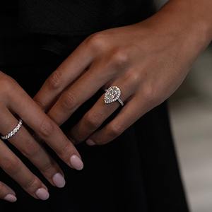 Anillo de compromiso de diamante cultivado en laboratorio de 1 quilate VVS2 E Color corte Pera de gama alta oro plata IGI certificado personalizado OEM ODM joyería - Product Image 2