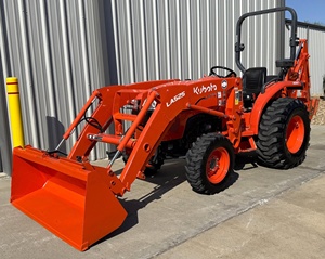 รถแทรกเตอร์ขนาดเล็ก L2501 รุ่นใหม่พร้อมเครื่องตัดหญ้าแบบโรตารี่ Land Pride 5 ฟุต 25 แรงม้า สำหรับใช้งานในฟาร์ม - Product Image 1