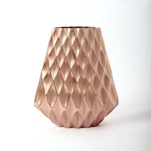 Vase géométrique plat en métal fait main en cuivre Design moderne unique pour la décoration intérieure - Product Image 2